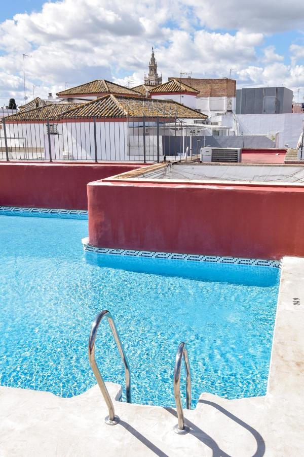 Appartamento Peace, Pool & Parking At Centre Siviglia Esterno foto