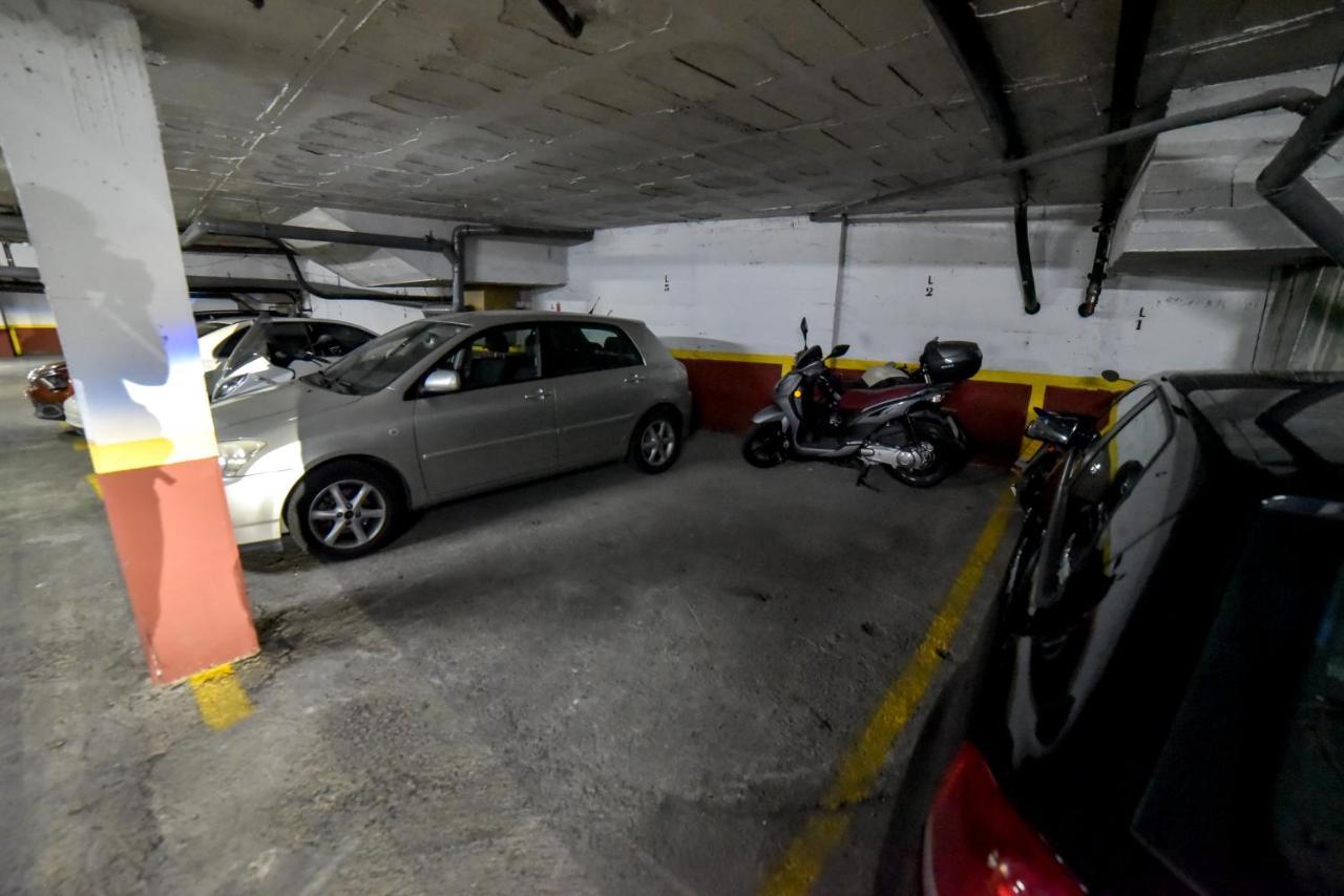 Appartamento Peace, Pool & Parking At Centre Siviglia Esterno foto